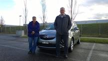 Familie Nugel aus Oensingen mit Ihrem Opel Zafira